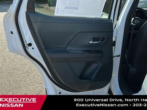 Used 2025 Nissan Kicks SR image 21