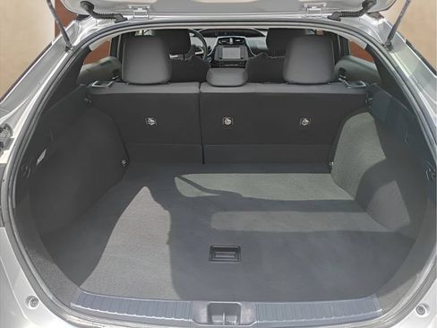 Used 2017 Toyota Prius Three w/ Advanced Technology Package FWD image 17
