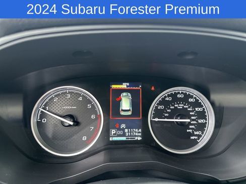 Used 2024 Subaru Forester Premium AWD/4WD image 28