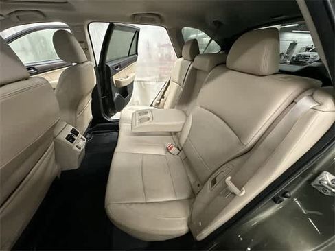 Used 2019 Subaru Outback 3.6R Limited image 17