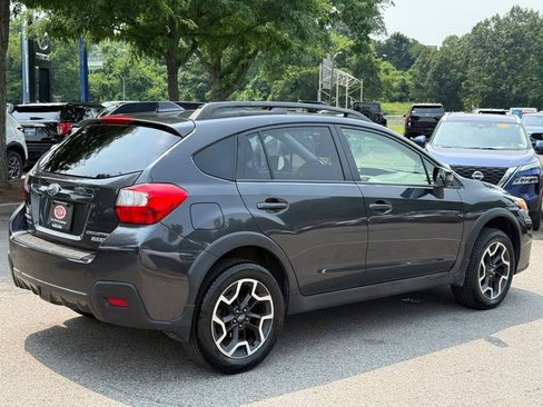 Used 2017 Subaru Crosstrek 2.0i Limited AWD/4WD image 10