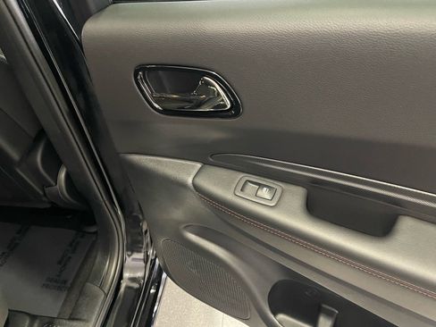 Used 2025 Dodge Durango GT w/ Blacktop Package image 43