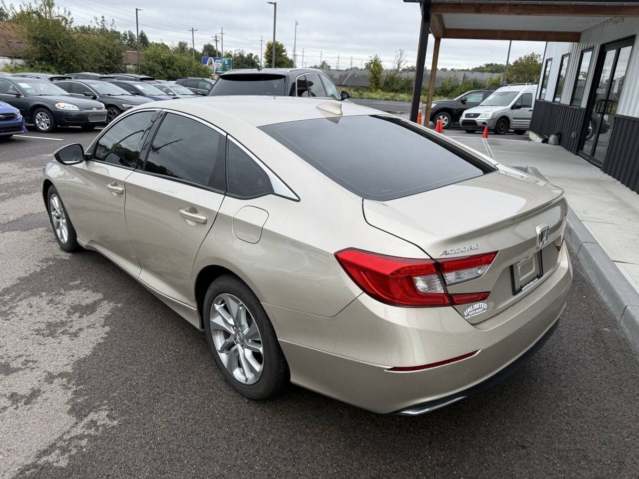 Used 2019 Honda Accord LX image 11