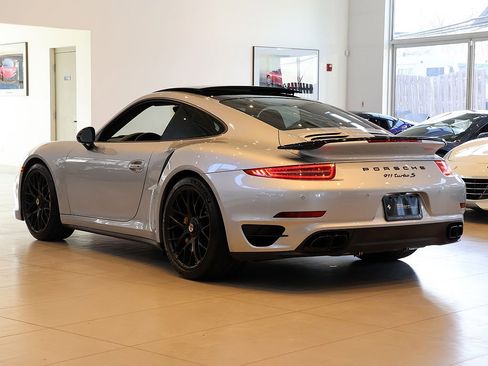 Used 2014 Porsche 911 Turbo S image 2
