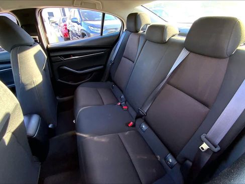 Used 2025 MAZDA MAZDA3 s FWD image 20