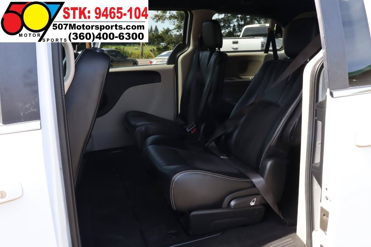 Used 2019 Dodge Grand Caravan SXT FWD image 13