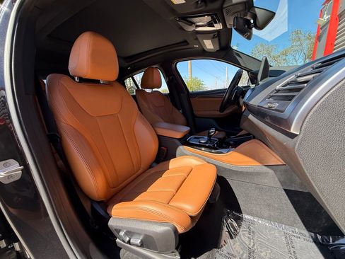 Used 2022 BMW X4 xDrive30i w/ M Sport Package 2 image 12