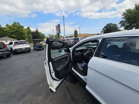 Used 2013 Ford Taurus Police Interceptor AWD image 18