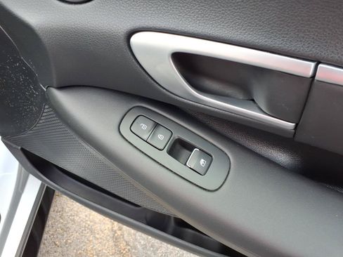 Used 2025 Hyundai Sonata SEL FWD image 19