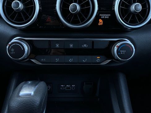 Used 2025 Nissan Sentra SV image 25