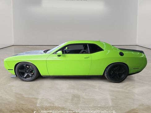 Used 2015 Dodge Challenger R/T w/ Quick Order Package 28B R/T image 2