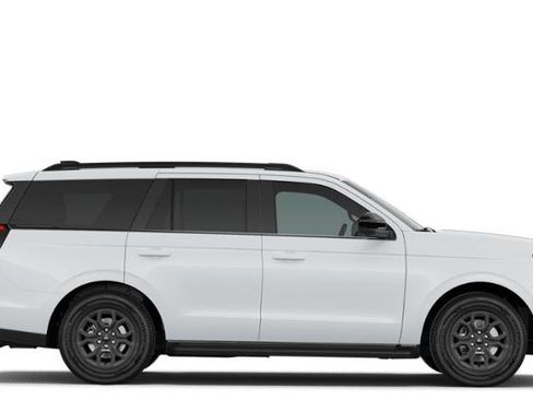 New 2026 Ford Expedition Active image 28