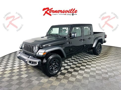 New 2026 Jeep Gladiator Sport image 3