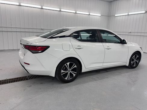 Used 2021 Nissan Sentra SV FWD image 3