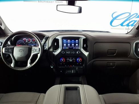 Used 2021 Chevrolet Silverado 1500 LT Trail Boss w/ Bed Protection Package AWD/4WD image 13