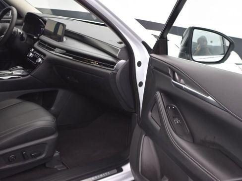 Certified 2026 INFINITI QX60 Pure w/ Cargo Package image 21