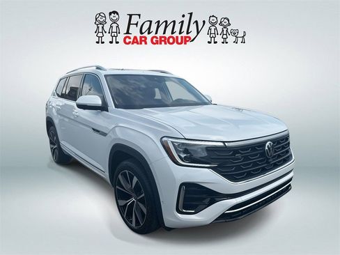 New 2026 Volkswagen Atlas SEL Premium R-Line AWD/4WD image 2