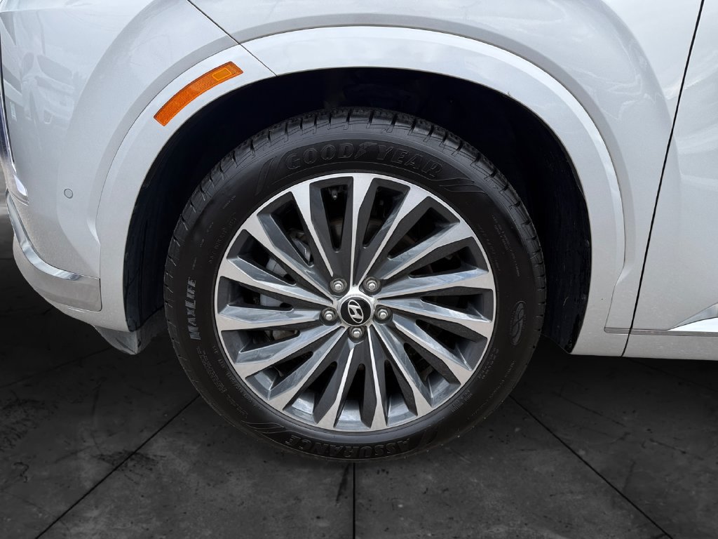 Used 2024 Hyundai Palisade Calligraphy AWD/4WD image 14