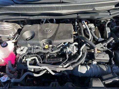 Used 2024 Toyota Sienna XLE image 33