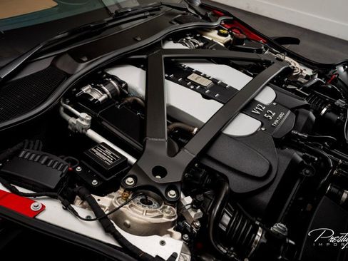 Used 2020 Aston Martin DB11 AMR image 6