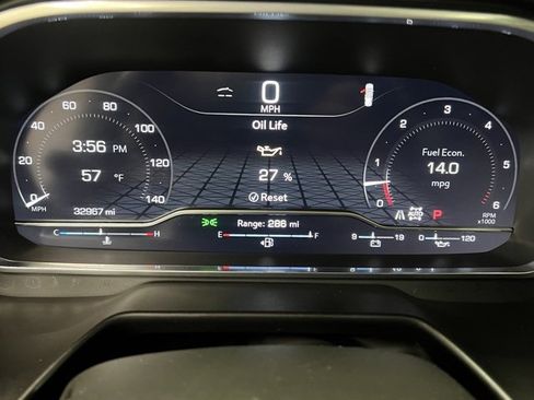 Used 2023 GMC Yukon XL SLT image 25