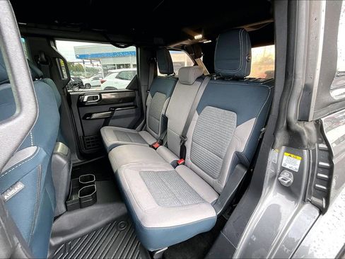 Used 2021 Ford Bronco Outer Banks image 9