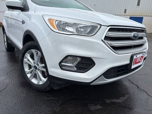 Used 2018 Ford Escape SE AWD/4WD image 46