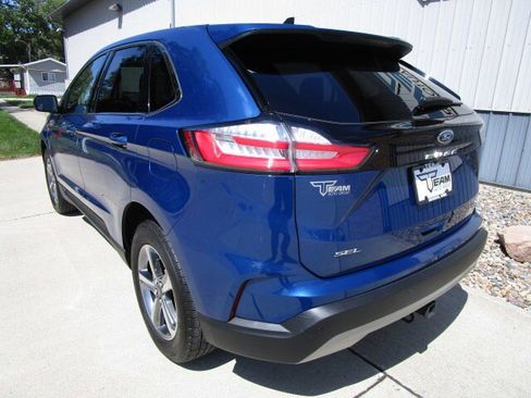 Used 2024 Ford Edge SEL w/ Convenience Package AWD/4WD image 5
