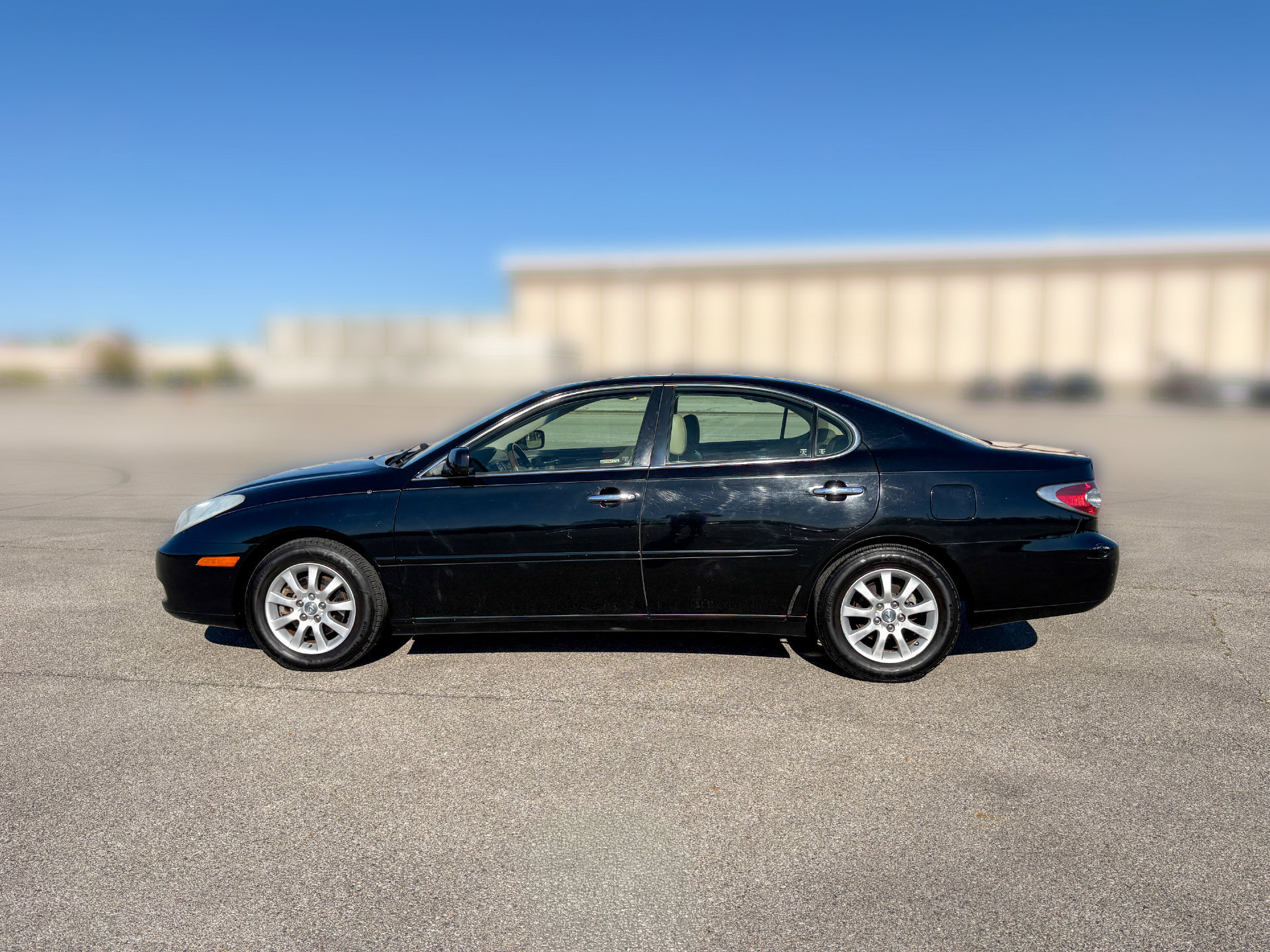 Used 2004 Lexus ES 330 FWD image 5