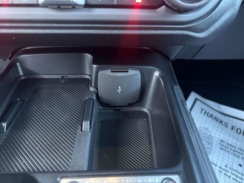 New 2025 Ford Bronco Outer Banks image 30