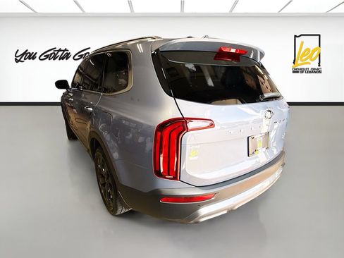 Used 2021 Kia Telluride S FWD image 7