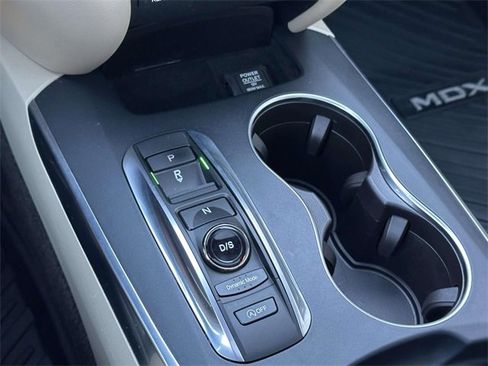 Used 2017 Acura MDX SH-AWD image 36
