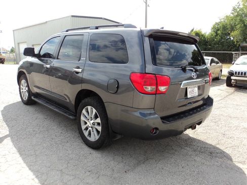 Used 2014 Toyota Sequoia Limited image 3