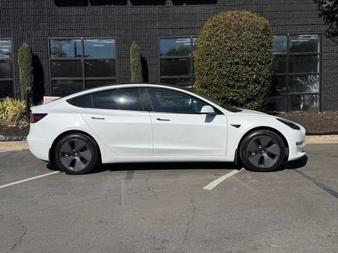Used 2023 Tesla Model 3 Standard Range image 21
