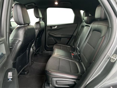 Used 2025 Ford Escape ST-Line image 10