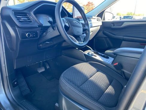 Used 2025 Ford Escape Active image 18