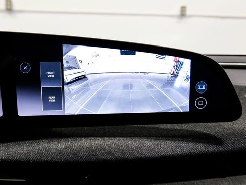 Used 2024 Lucid Air Touring AWD/4WD image 21