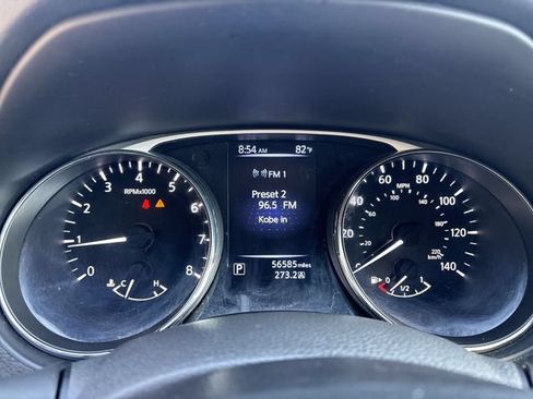 Used 2016 Nissan Rogue SV w/ SV Moonroof Package FWD image 15