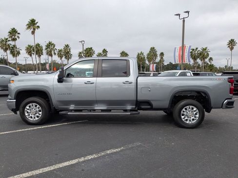 Used 2024 Chevrolet Silverado 3500 LT image 8