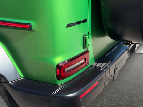 Used 2025 Mercedes-Benz G 63 AMG 4MATIC w/ Night Package Magno image 16