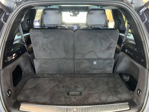 Used 2021 Jeep Grand Cherokee L Overland w/ Luxury Tech Group IV RWD image 52