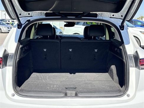 Certified 2023 Buick Envision Essence image 6