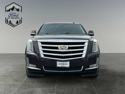 Used 2015 Cadillac Escalade Luxury AWD/4WD image 8