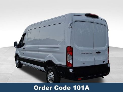 Used 2023 Ford Transit 250 Medium Roof AWD image 5
