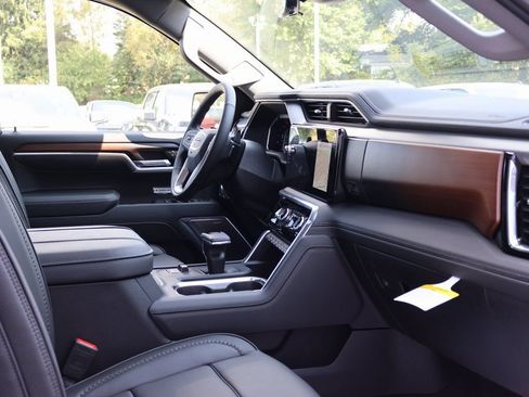 New 2026 GMC Sierra 1500 Denali w/ Denali Reserve Package image 42