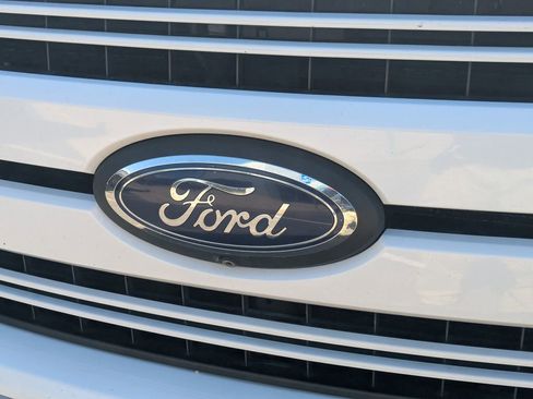 Used 2019 Ford F150 Lariat w/ Equipment Group 502A Luxury image 11