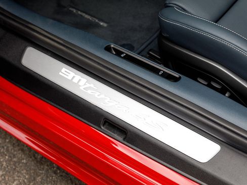 Used 2024 Porsche 911 Targa 4S image 40