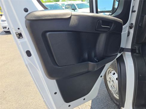 Used 2023 RAM ProMaster 2500 FWD image 21