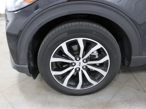 Used 2025 Ford Explorer ST-Line AWD/4WD image 12