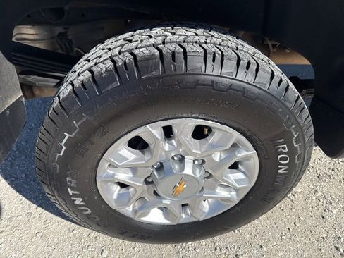 Used 2024 Chevrolet Silverado 2500 LT image 14